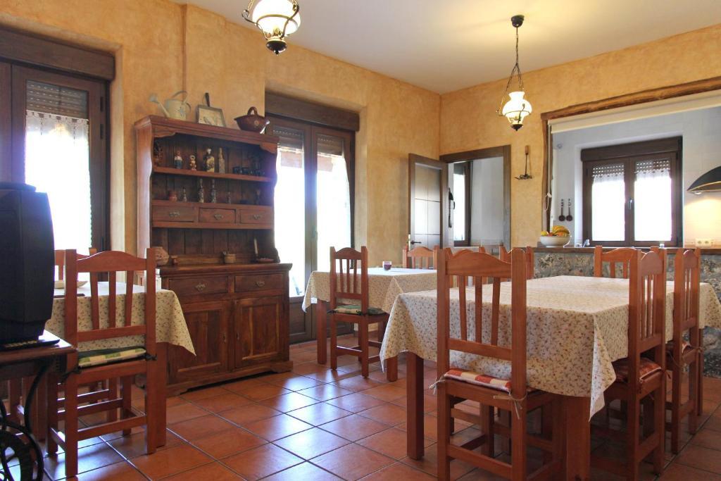 Hotel Los Arrenes De Tarancueña Eksteriør bilde